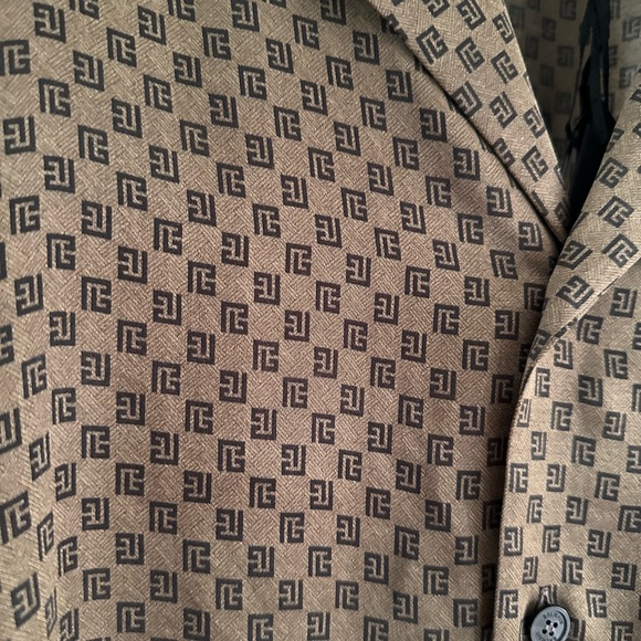 Balmain
Mini Monogram Pajama Shirt 40us 50 - Picture 6 of 14